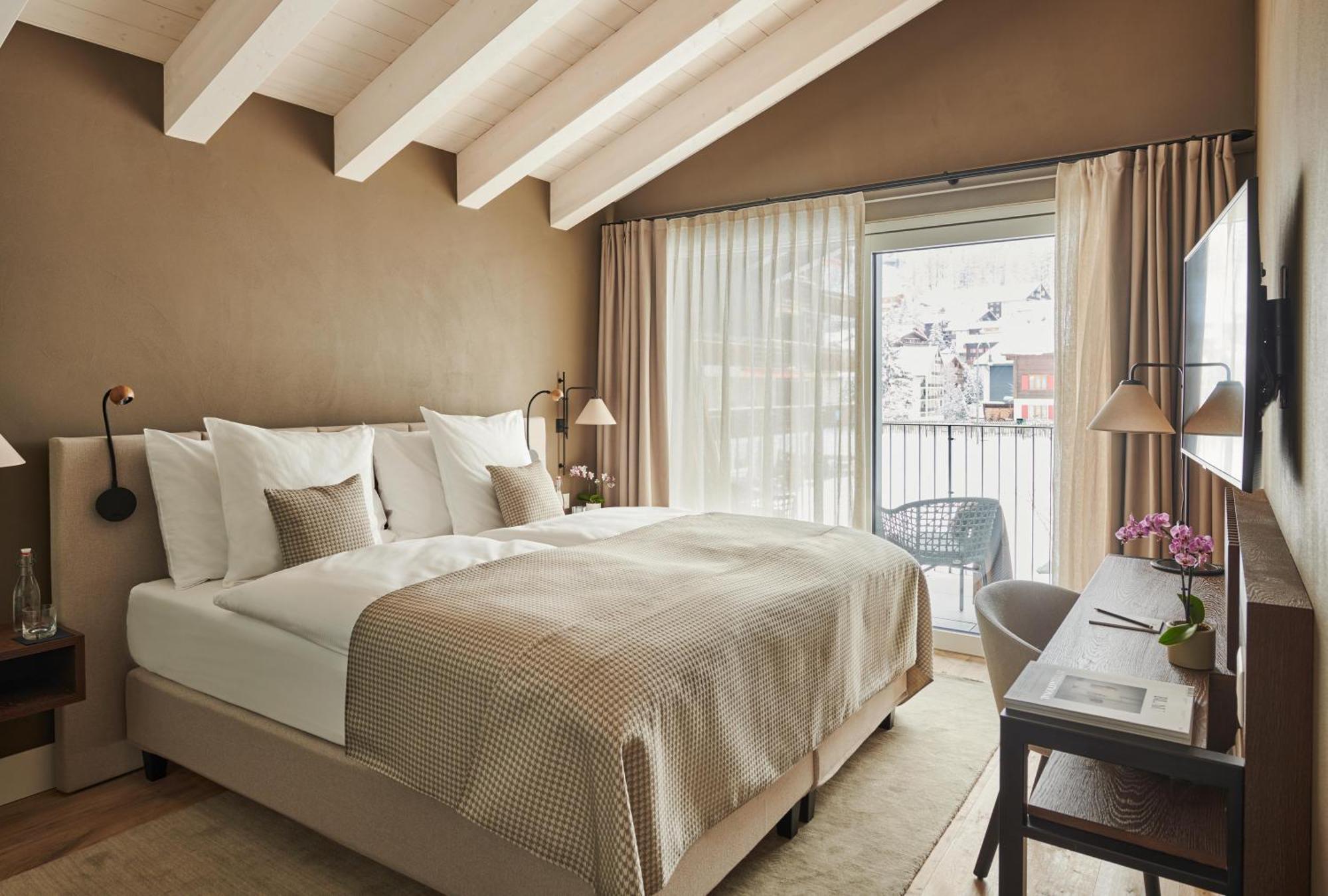 Schloss Zermatt - Cbd & Adaptogenic Spa And Sport Hotel Bagian luar foto
