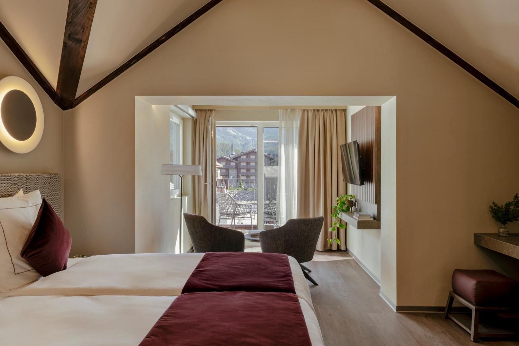 Schloss Zermatt - Cbd & Adaptogenic Spa And Sport Hotel Bagian luar foto